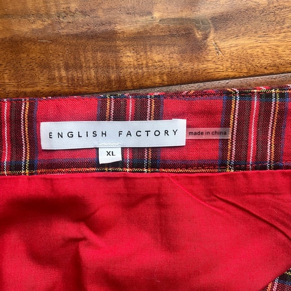 Plaid Red Women's Skirt - Picture 3 of 7